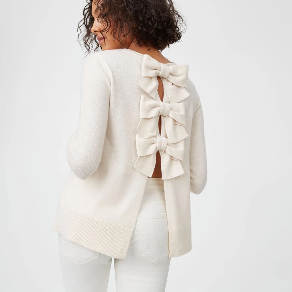 Club Monaco Sidone Crewneck Bow-Back Cashmere Sweater